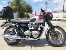 2016 Triumph Bonneville T120  $12,500